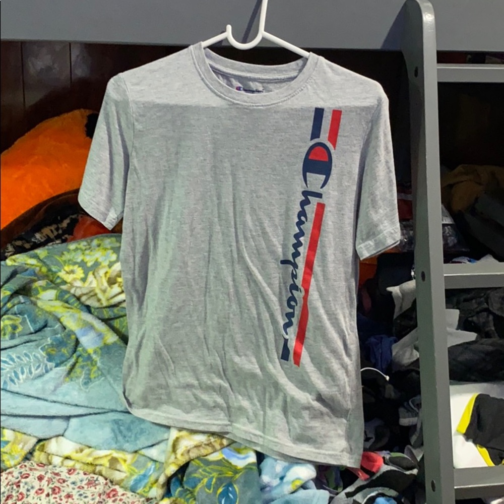 Champion shirt use like new